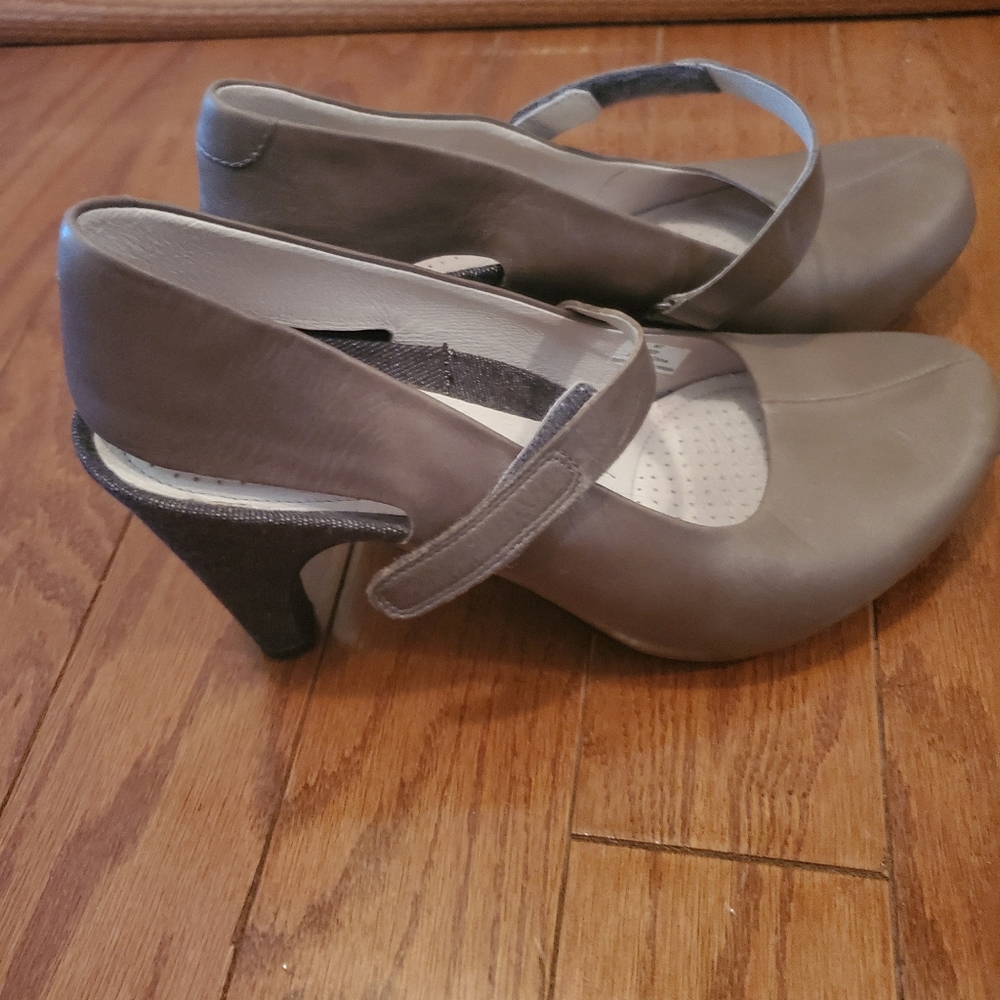 Gorgeous Leather Denim Tsubo Heels New